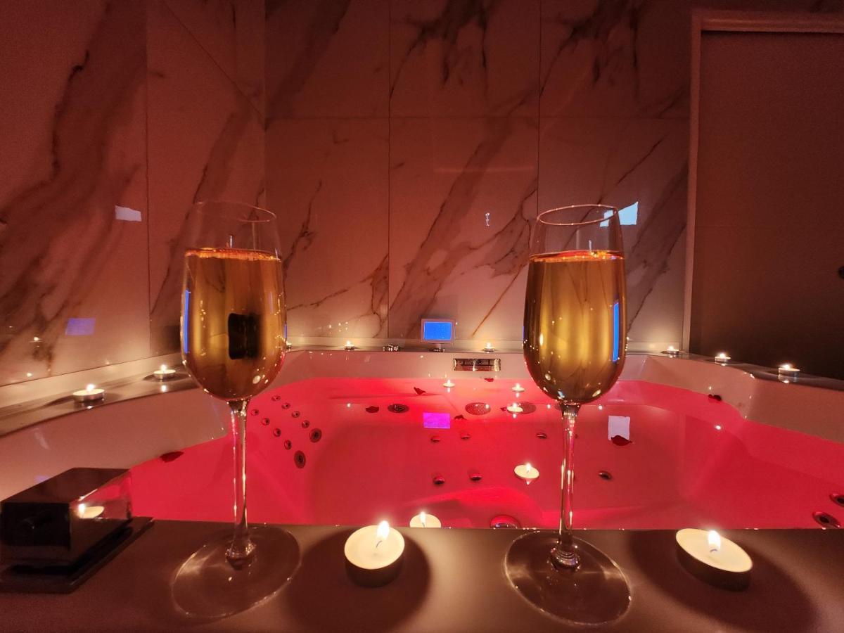 Suite Romantique Spa/Sauna En Αβινιόν Εξωτερικό φωτογραφία